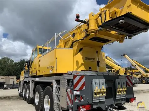 Grove 300T Crane