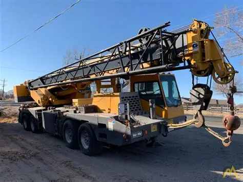 Grove 50T Crane