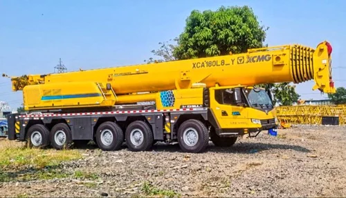 XCMG 180T Crane