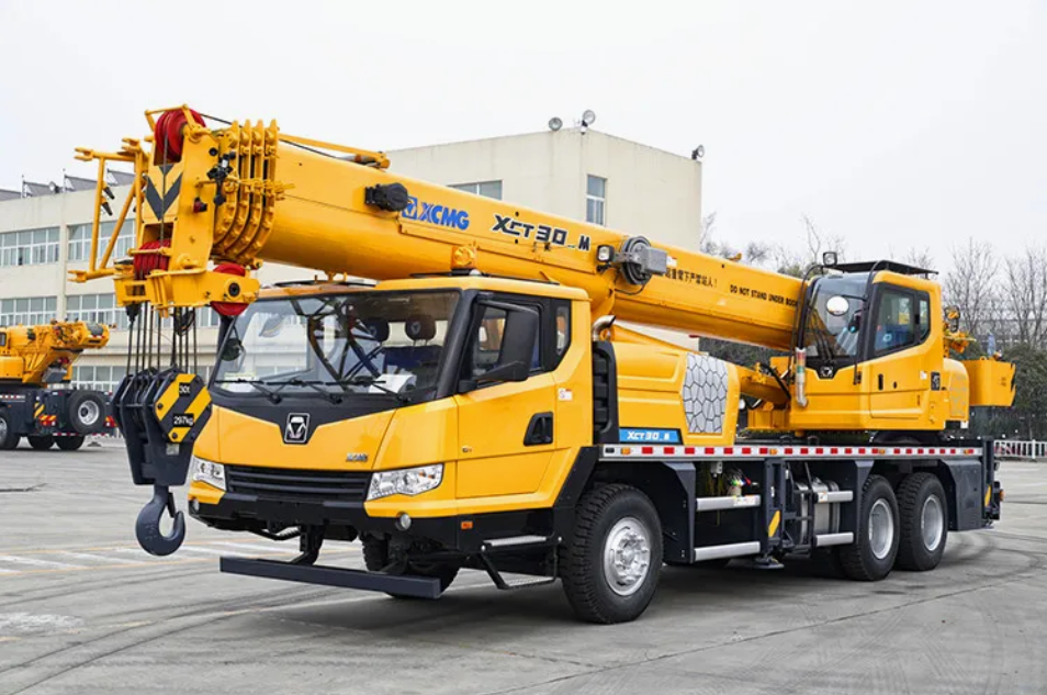 XCMG 30T Crane