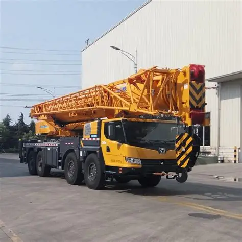XCMG 90T Crane